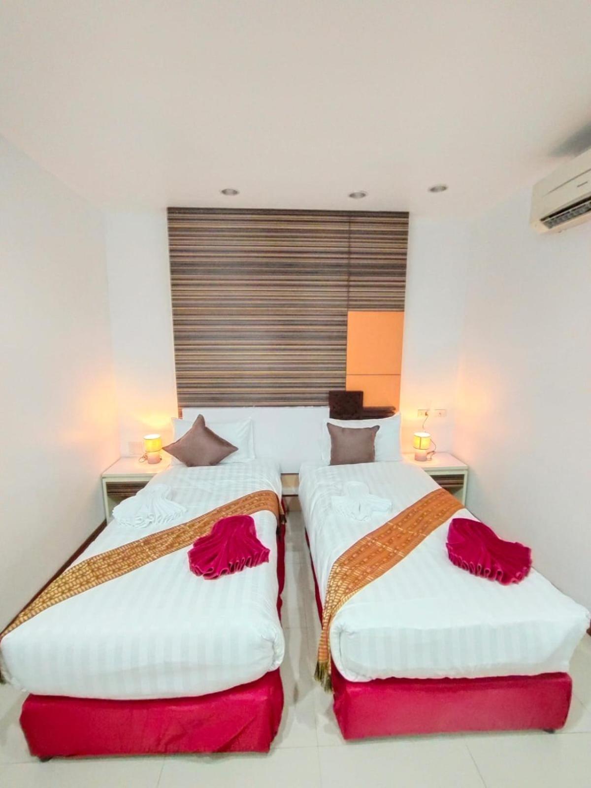 Hotel Max Value