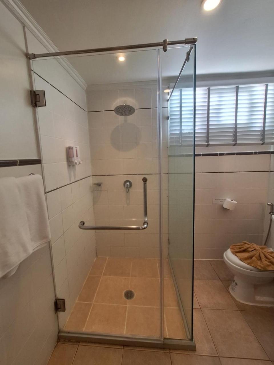 Vipa Seaview Villa Patong