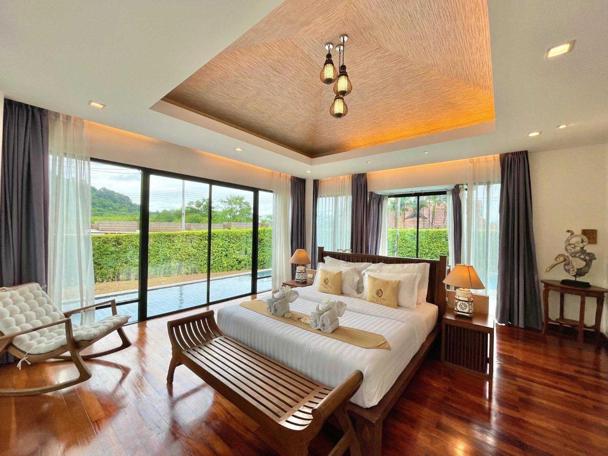 Ozone Phuket Pousada