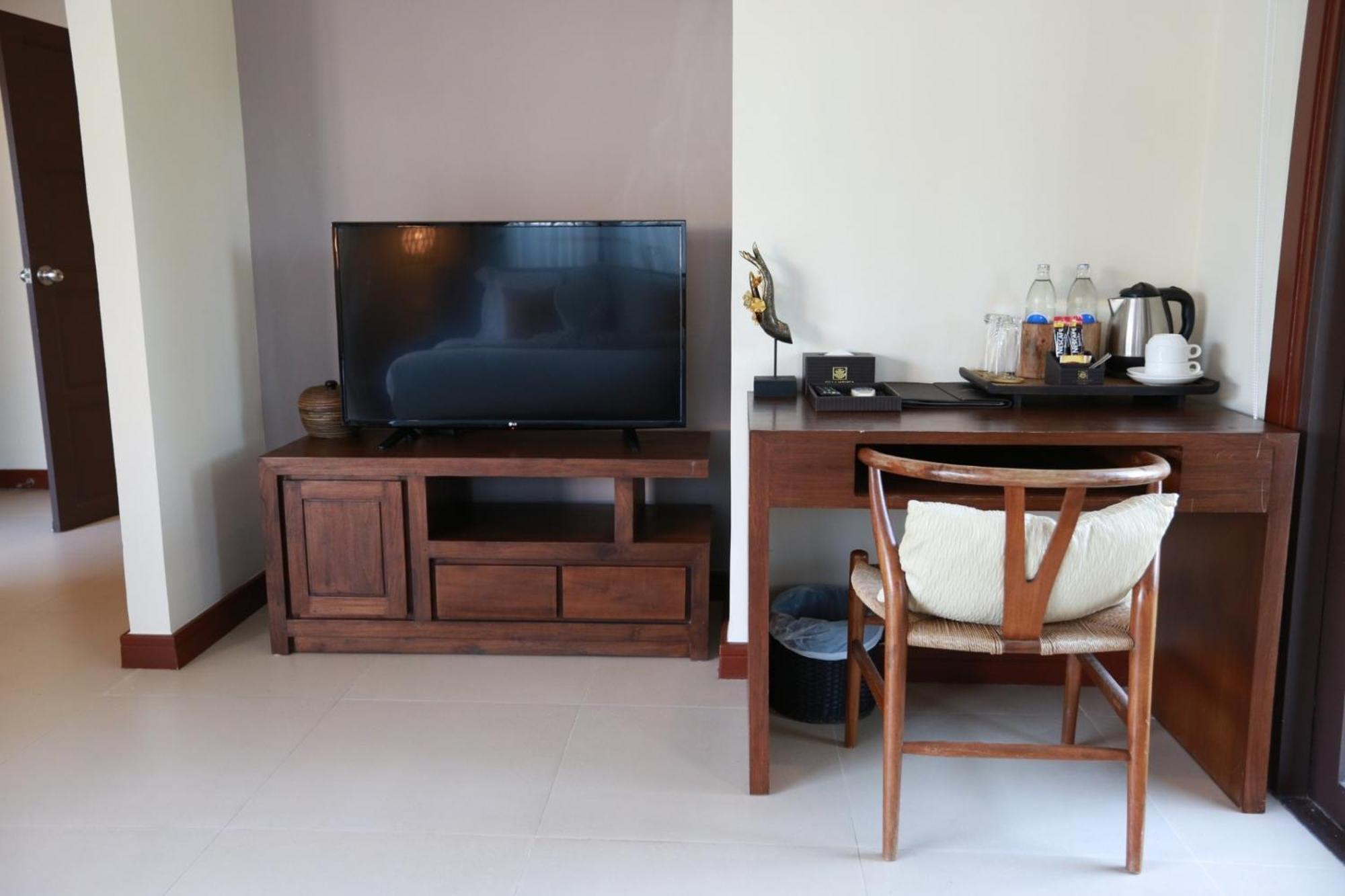 Pousada Ozone Phuket Pa Khlok