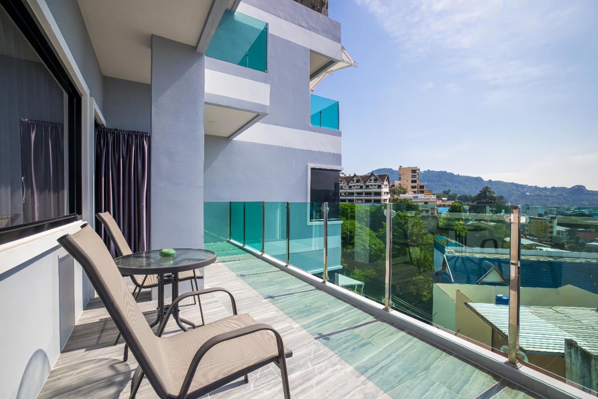 Kana Triple L Phuket普吉岛卡娜3l酒店 4* Patong
