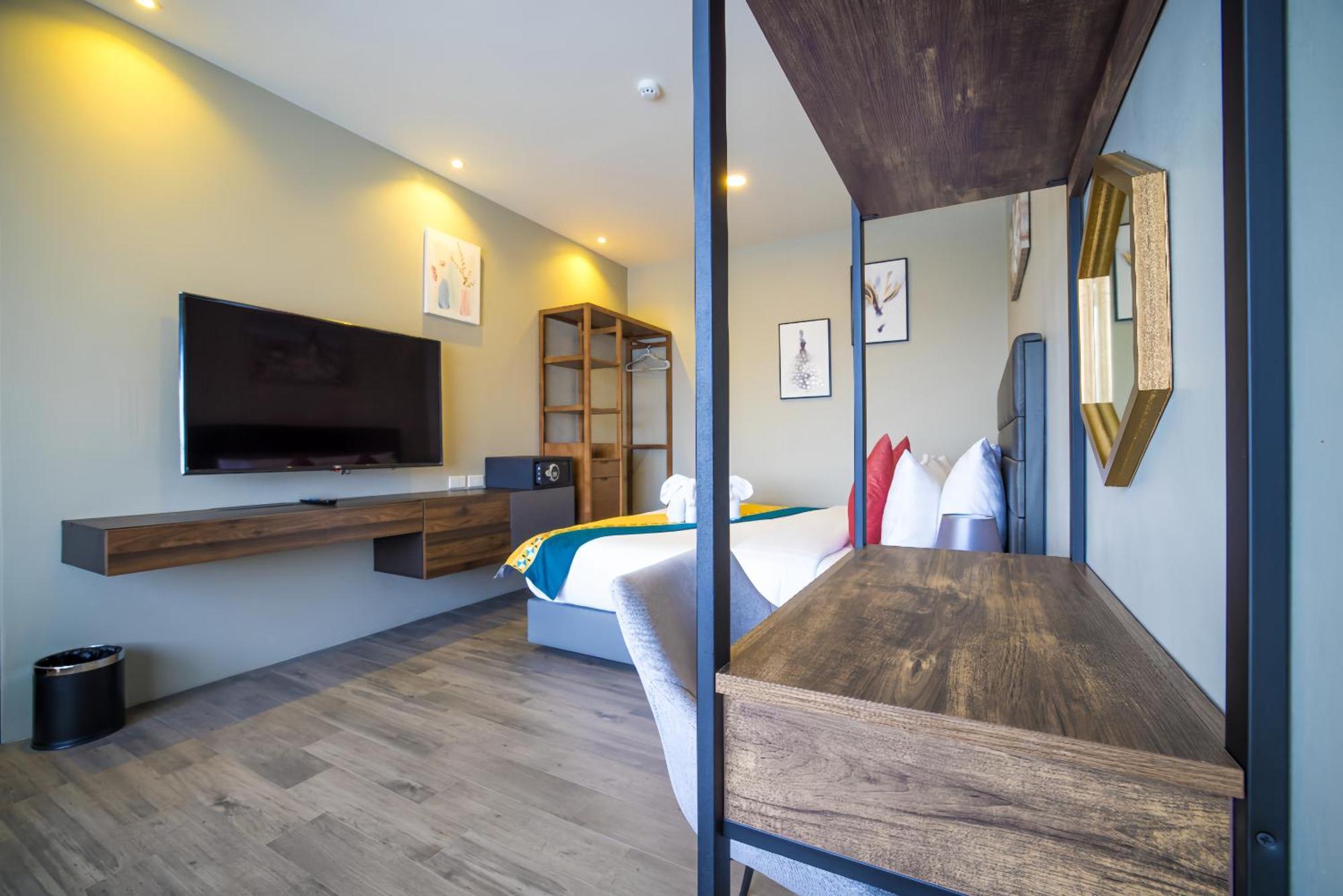 Kana Triple L Phuket普吉岛卡娜3l酒店 Hotel 4*
