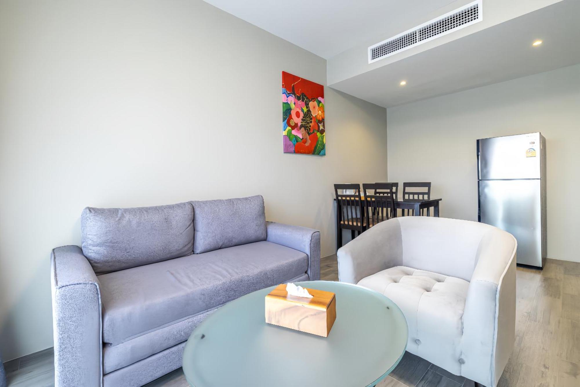 Kana Triple L Phuket普吉岛卡娜3l酒店 Hotel Patong