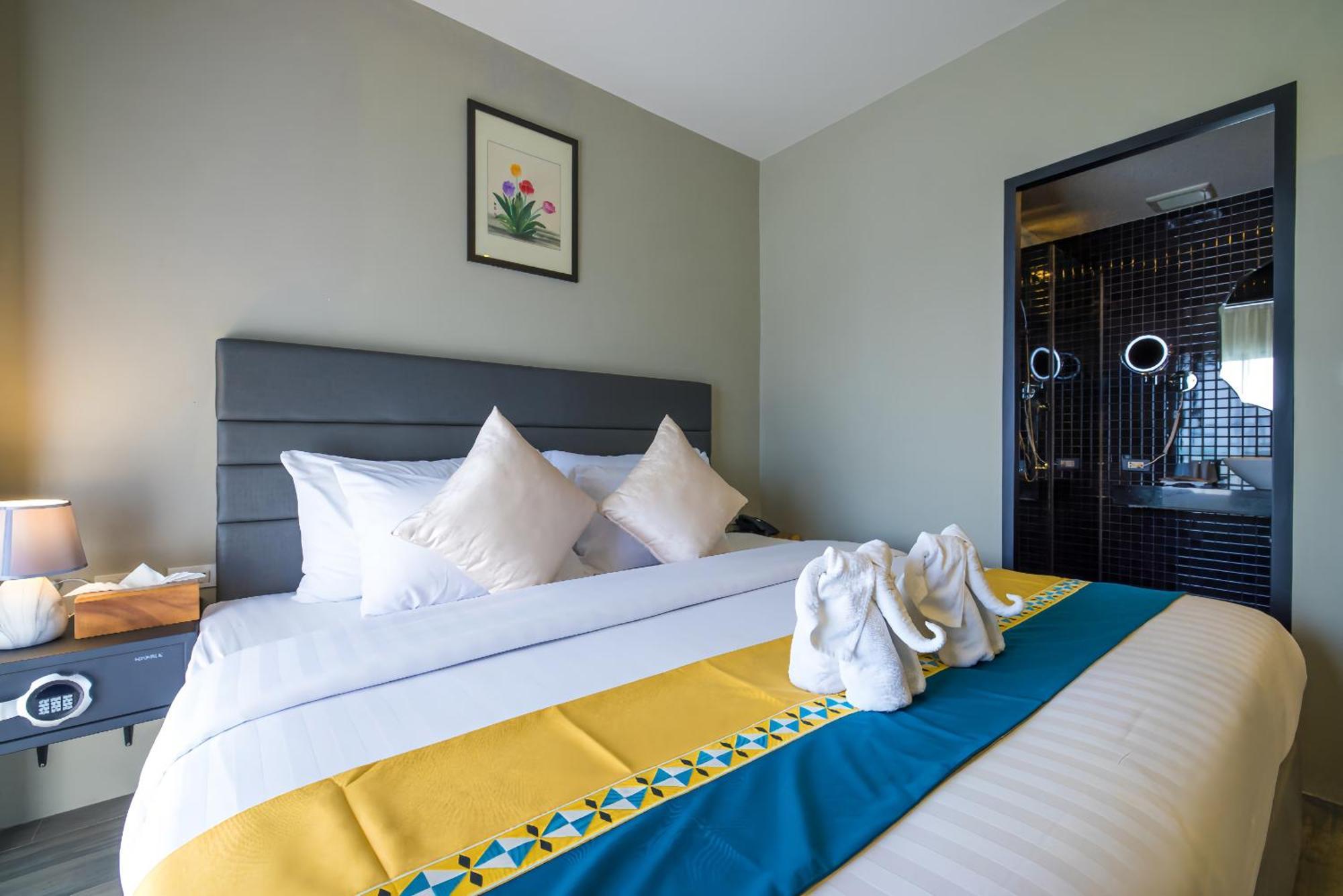 Kana Triple L Phuket普吉岛卡娜3l酒店 Hotel Patong