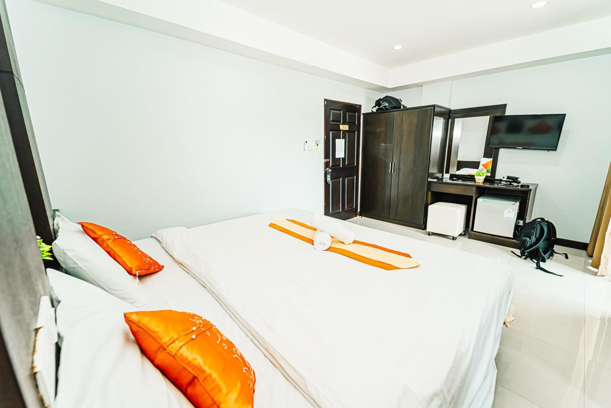Saiyuan Phuket 3*