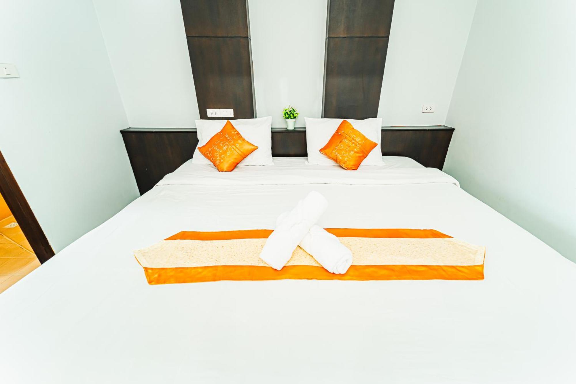 Hotel Saiyuan Phuket 3*