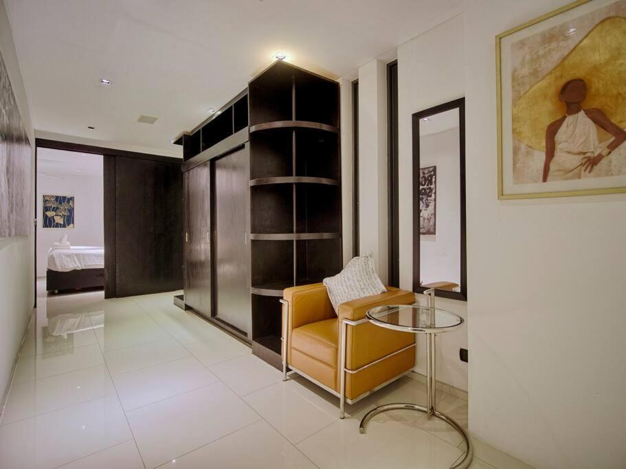 Villa Amonteera Surin Beach (Phuket)