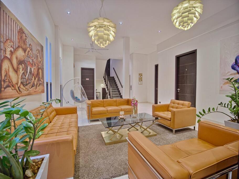 Villa Amonteera Surin Beach (Phuket)
