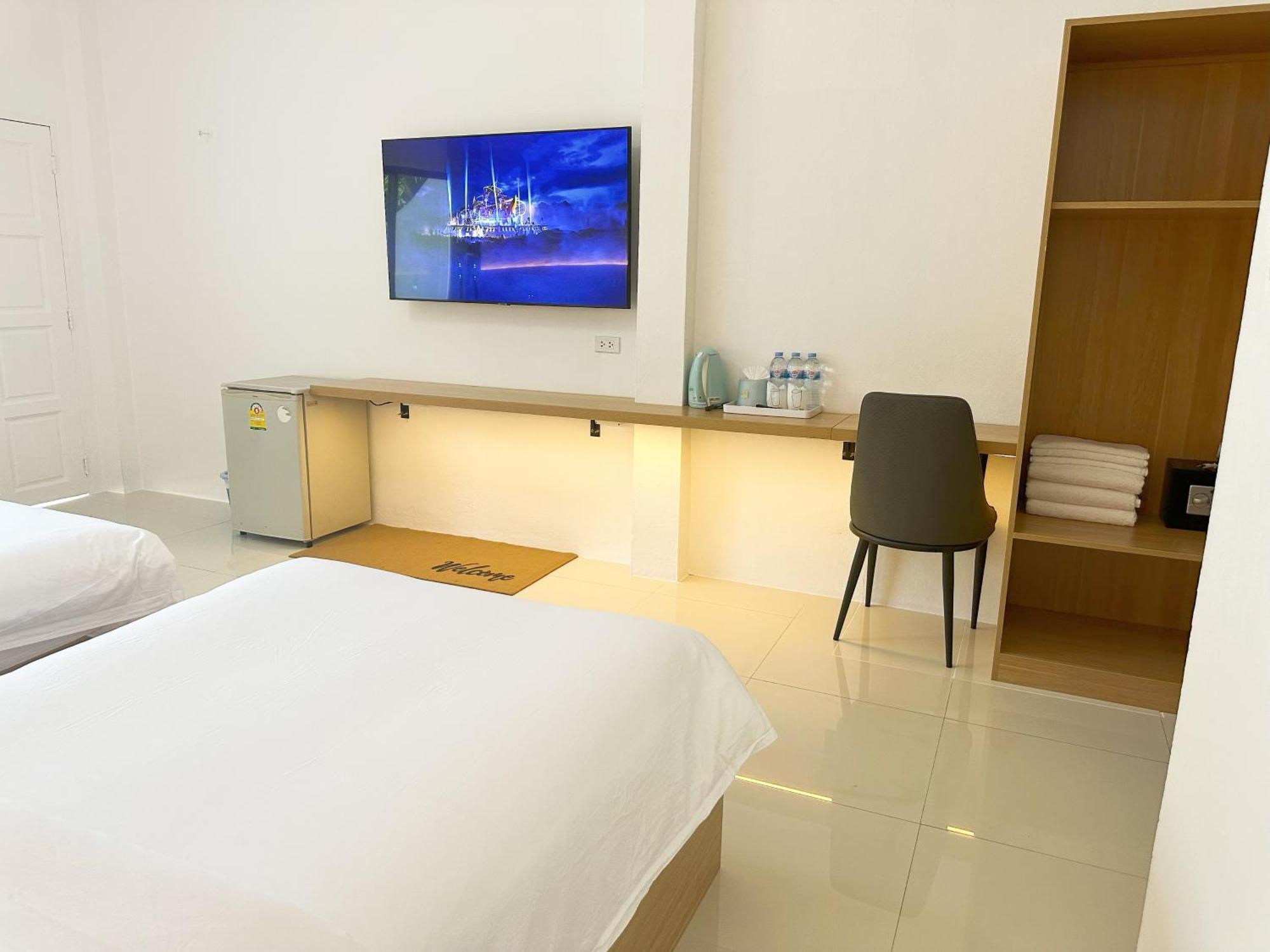 Hotel The Coconut Nanai Patong