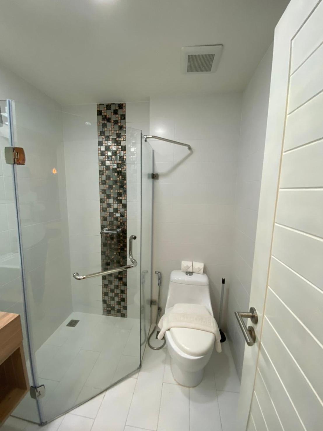 Butterfly Oceanic Karon Phuket Appartamento Ban Karon