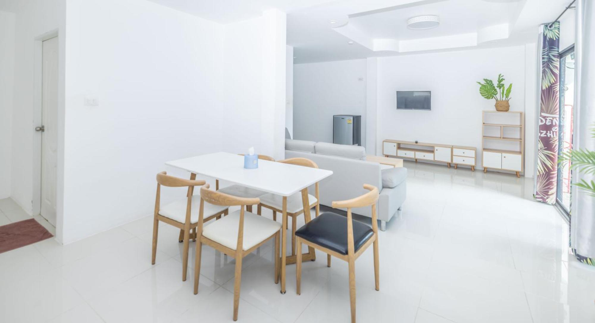 Hotel The Coconut Nanai 3*