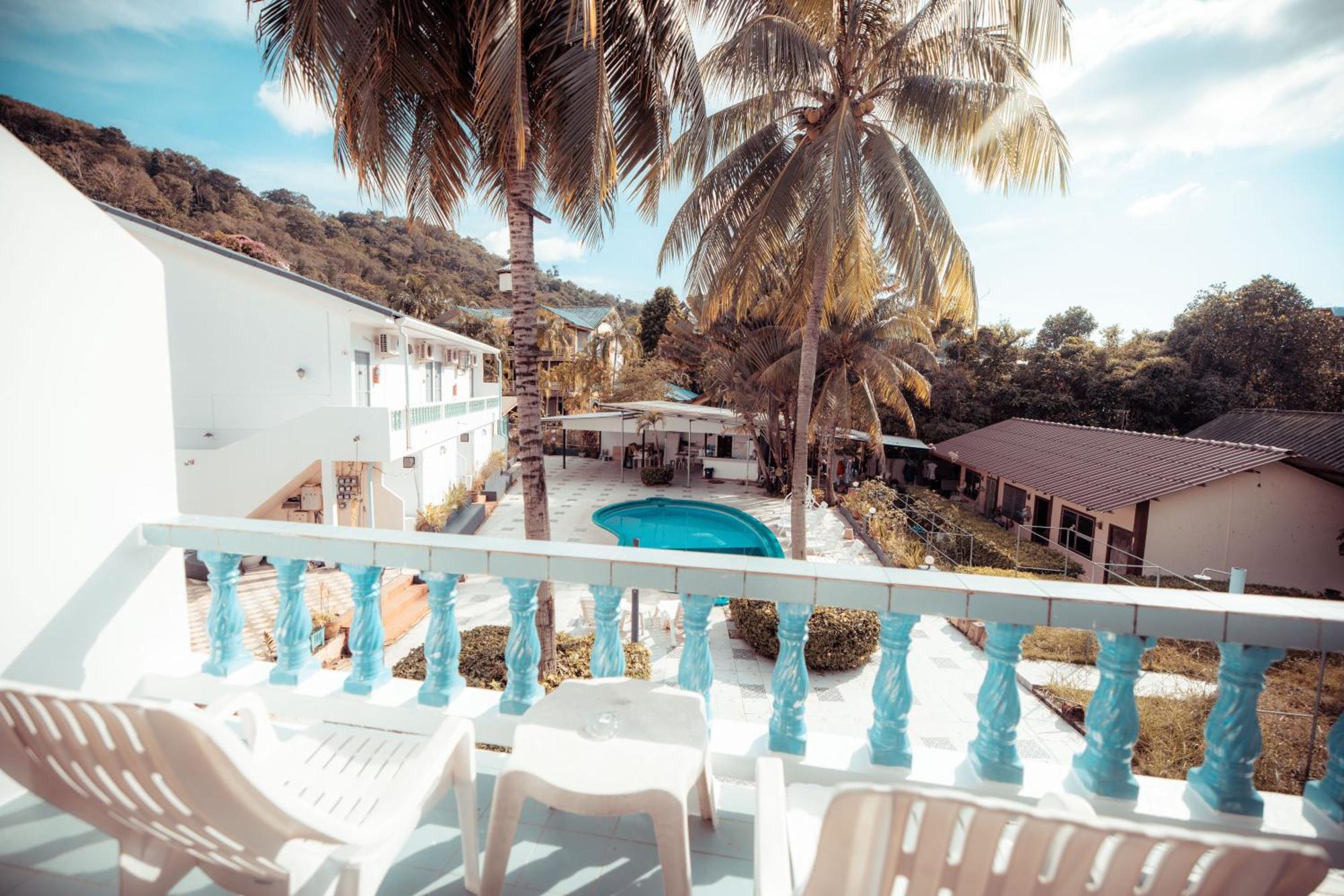Hotel The Coconut Nanai Patong