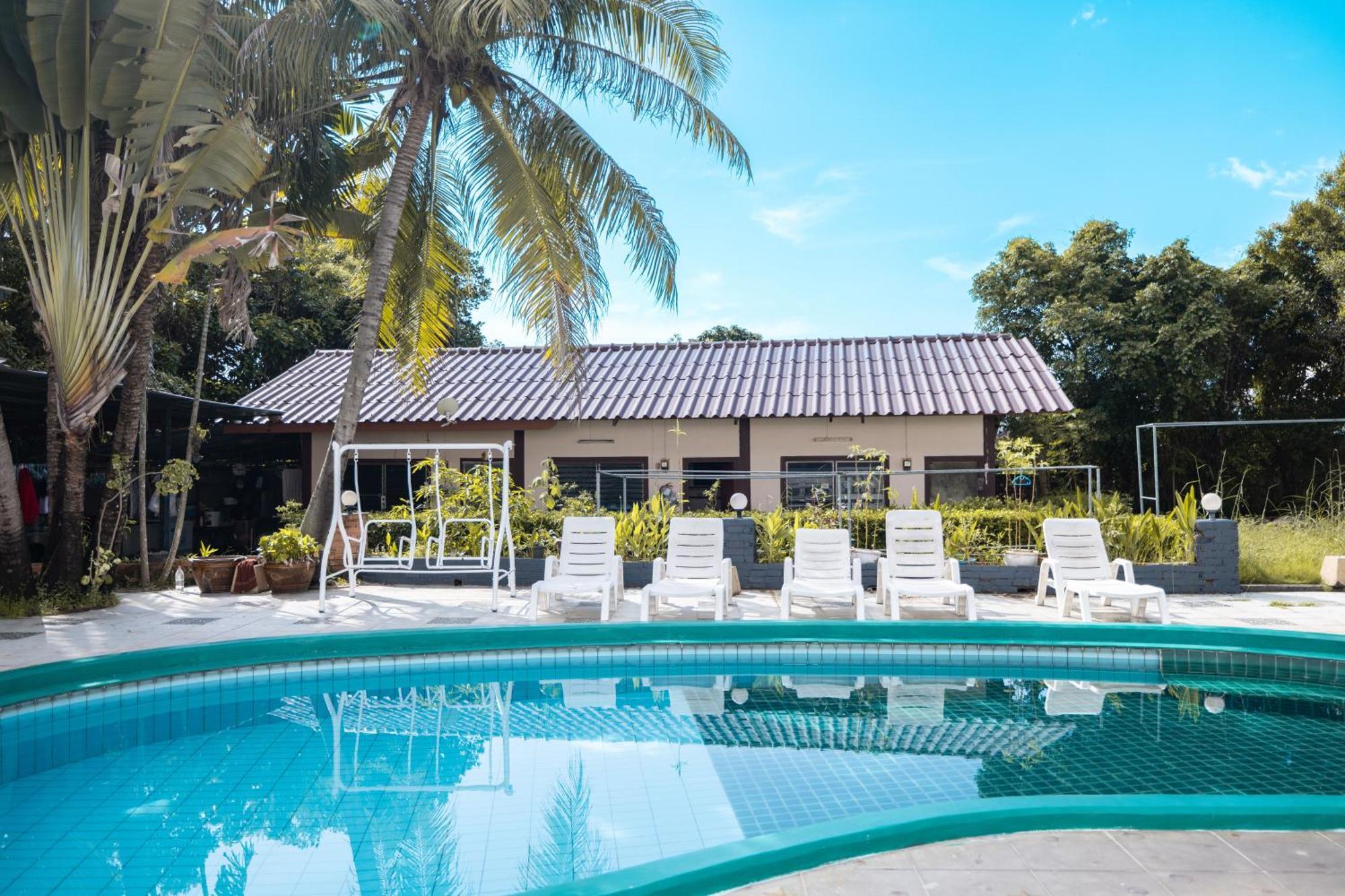 The Coconut Nanai Hotel Patong