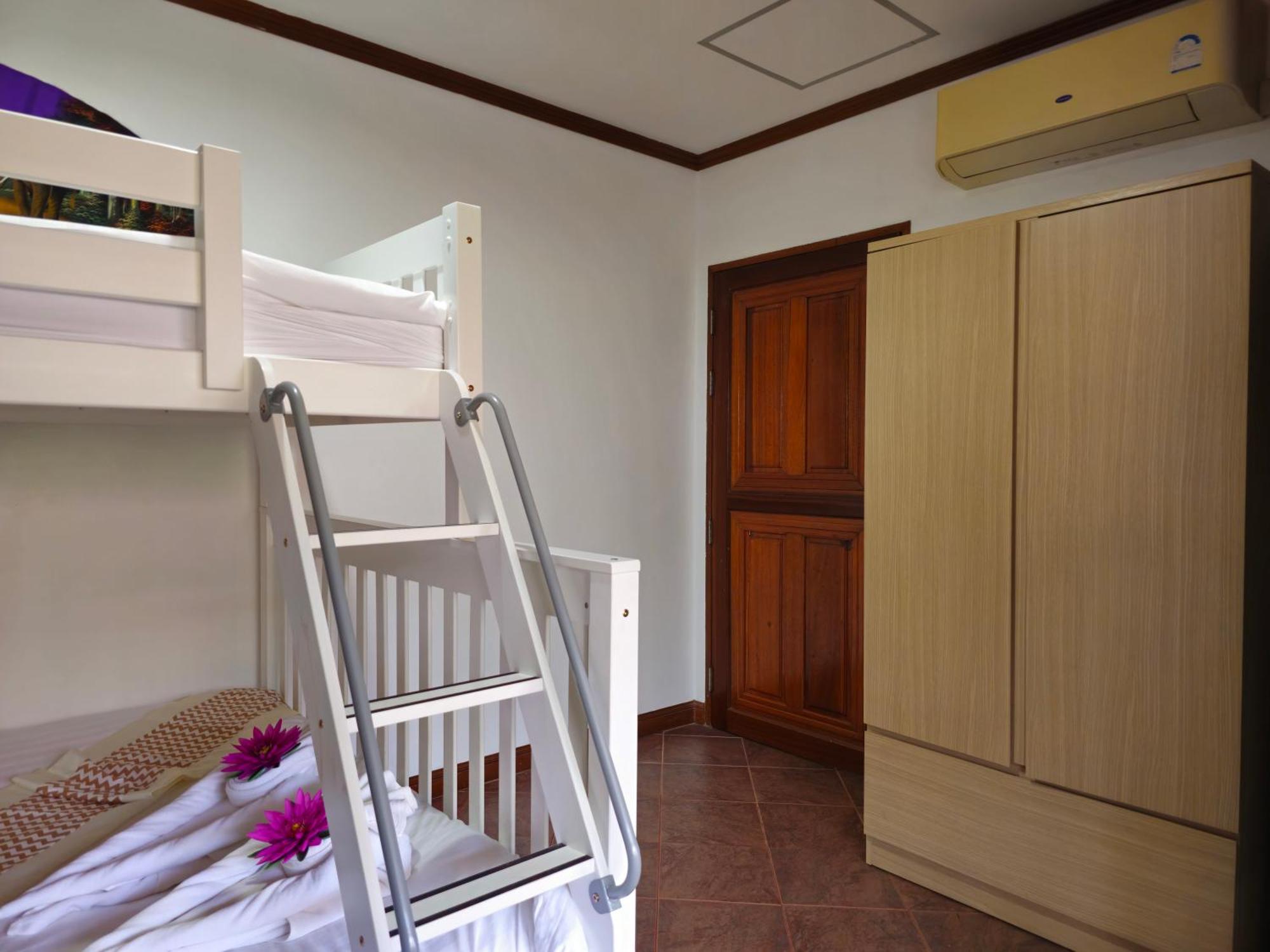 Apartment Sai Rougn Patong