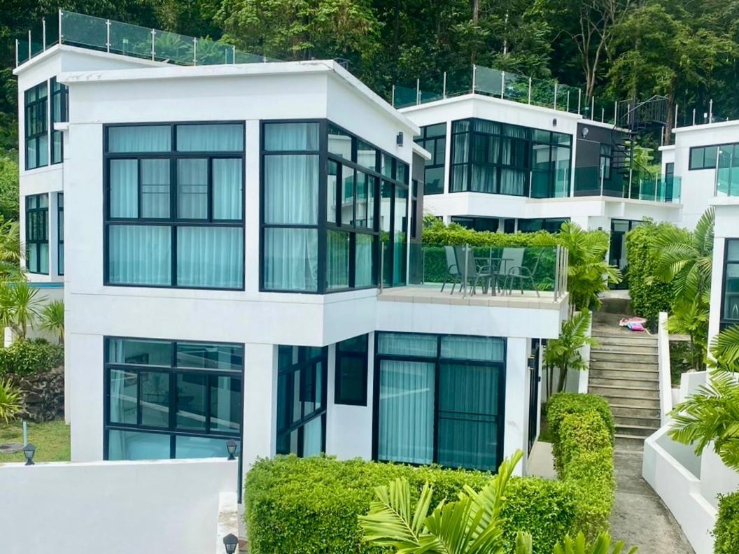 360 Degree Kamala Seaview *