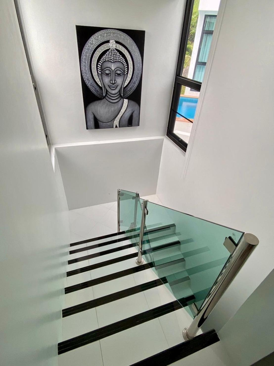 360 Degree Kamala Seaview Villa *