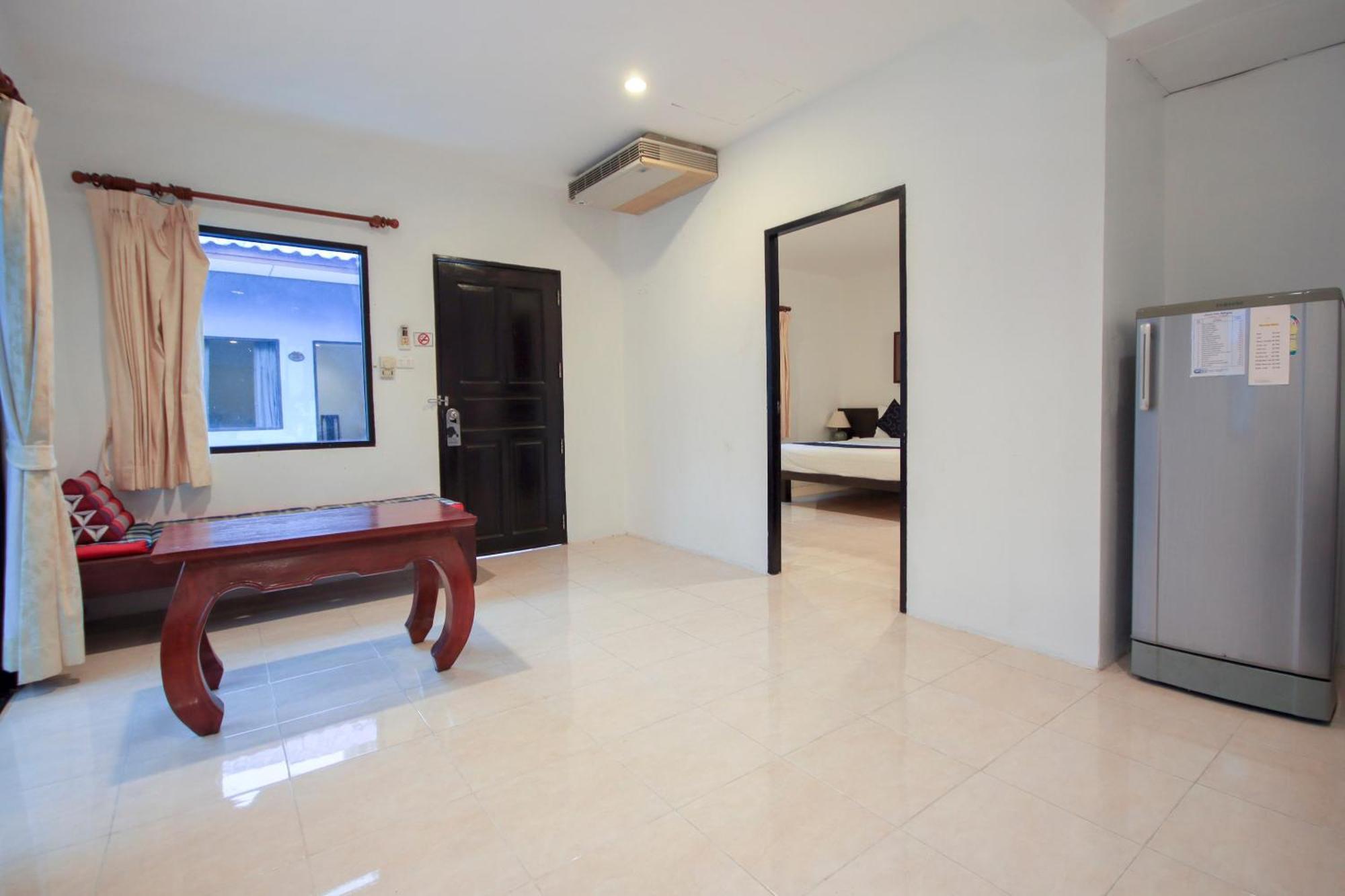 Capital O75345 Praewa Naiyang Phuket Nai Yang