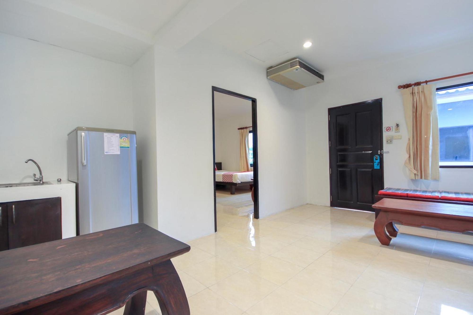 Capital O75345 Praewa Naiyang Phuket Nai Yang