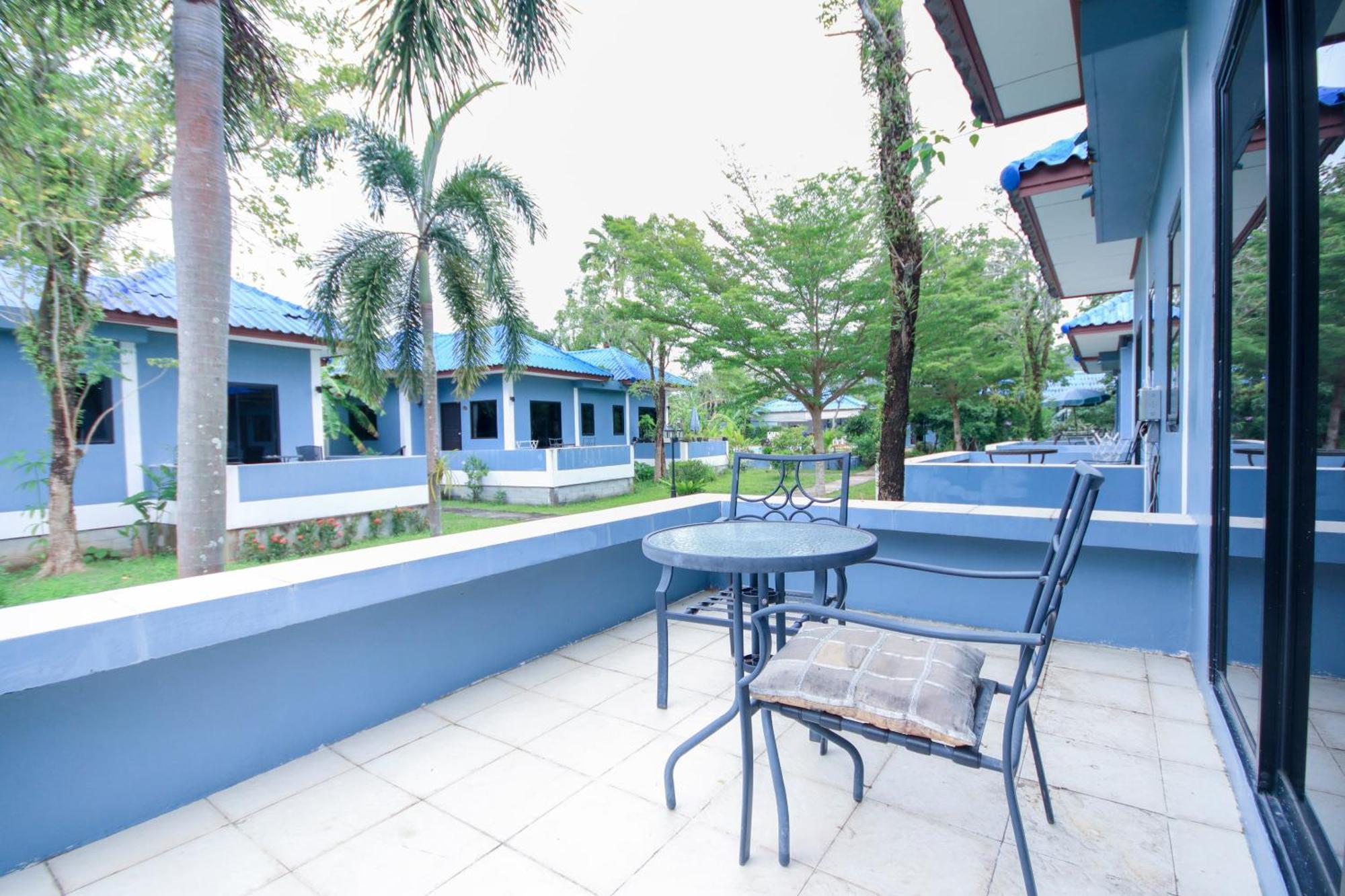 Capital O75345 Praewa Naiyang Phuket Hotel