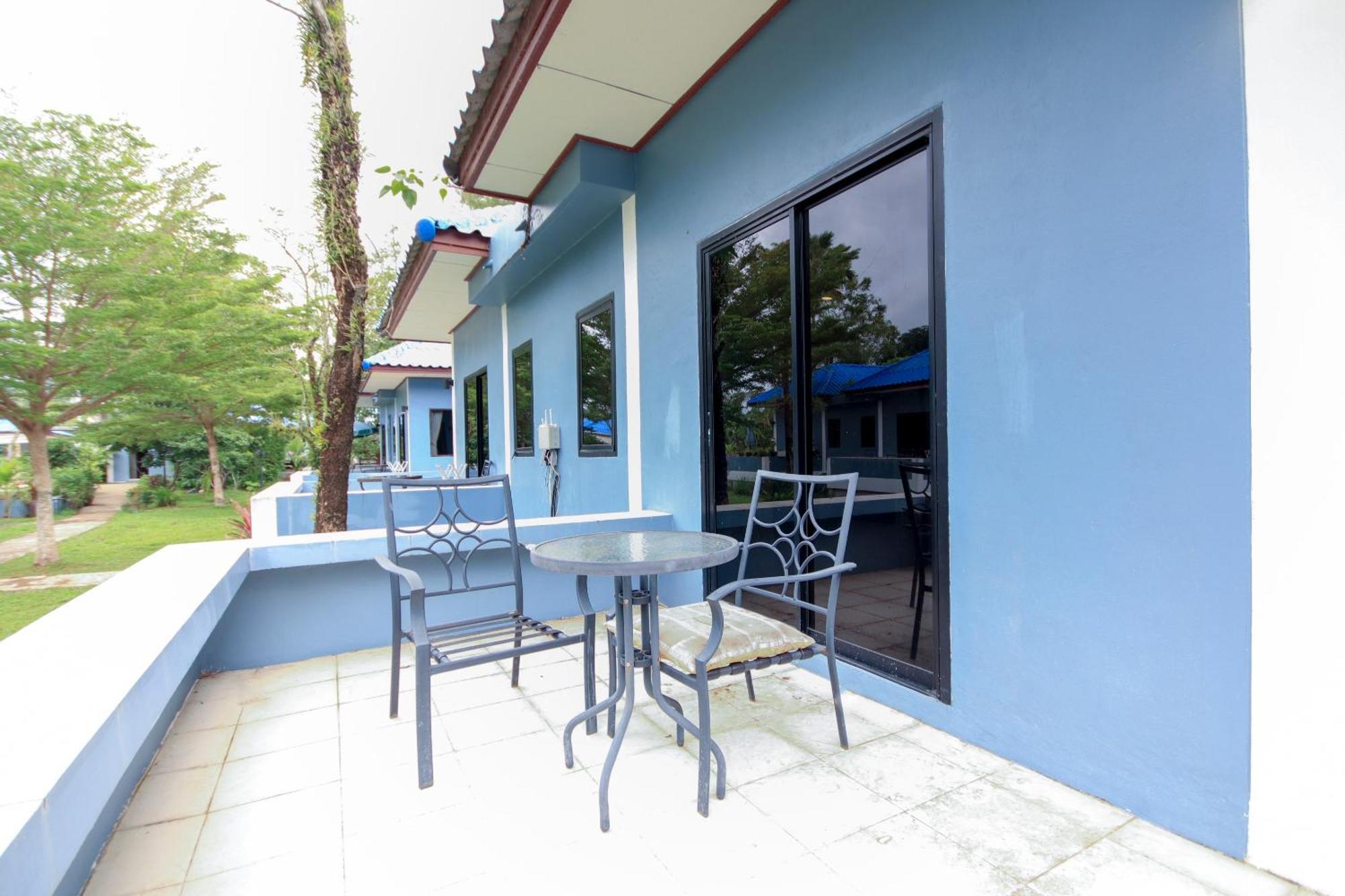 Capital O75345 Praewa Naiyang Phuket Hotel Nai Yang