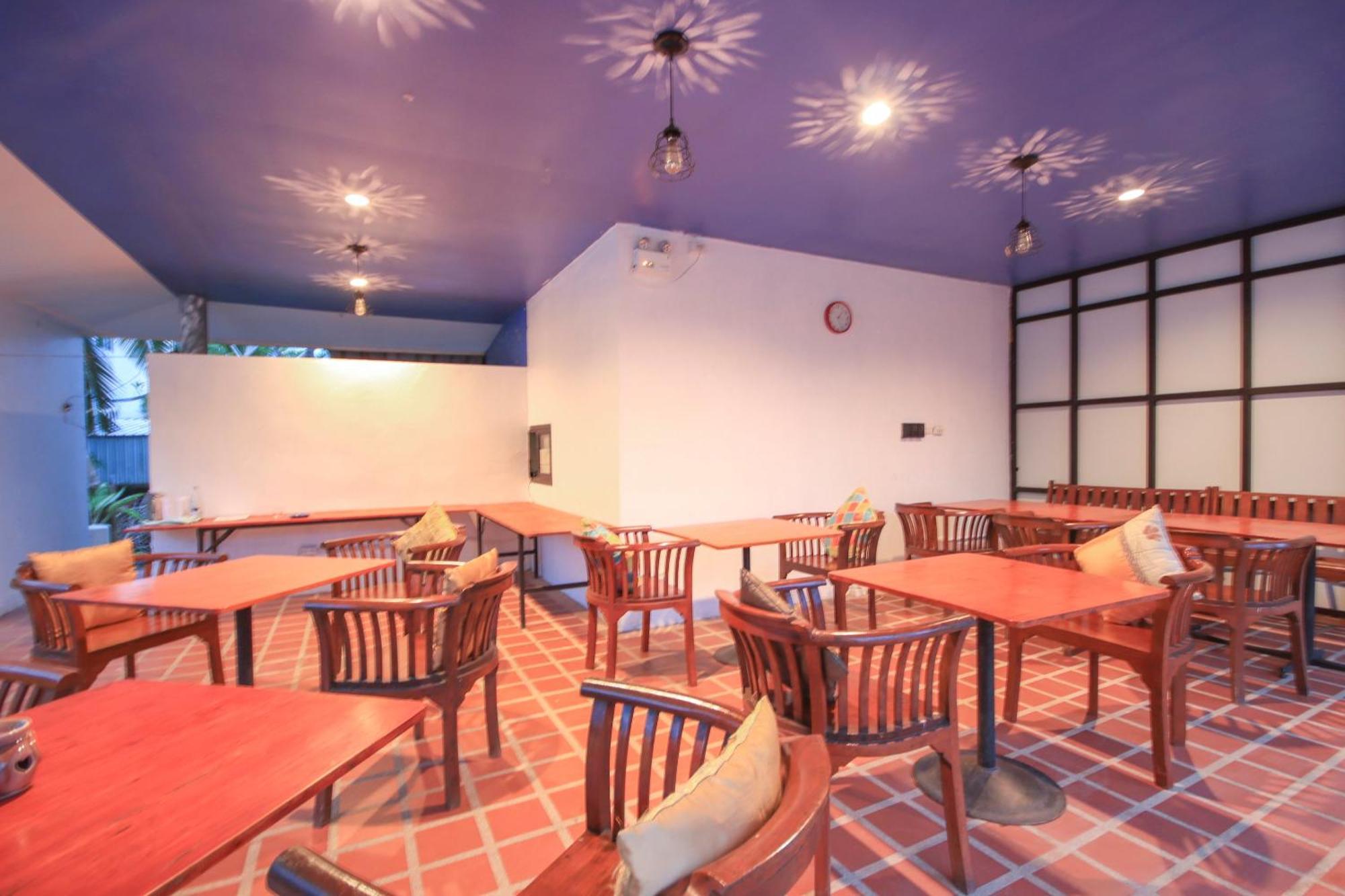 Hotel Capital O75345 Praewa Naiyang Phuket