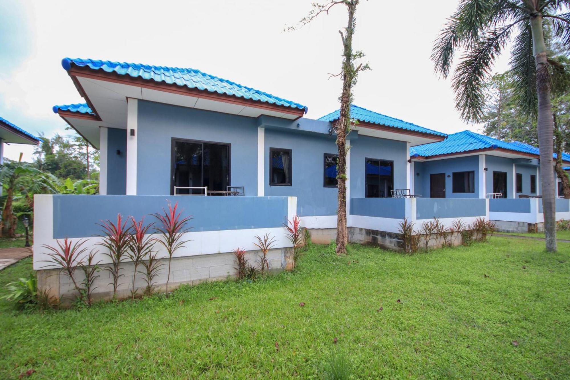 Hotel Capital O75345 Praewa Naiyang Phuket Nai Yang