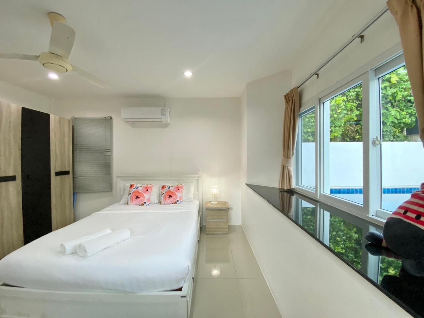 Hideaway Pool Holiday home *