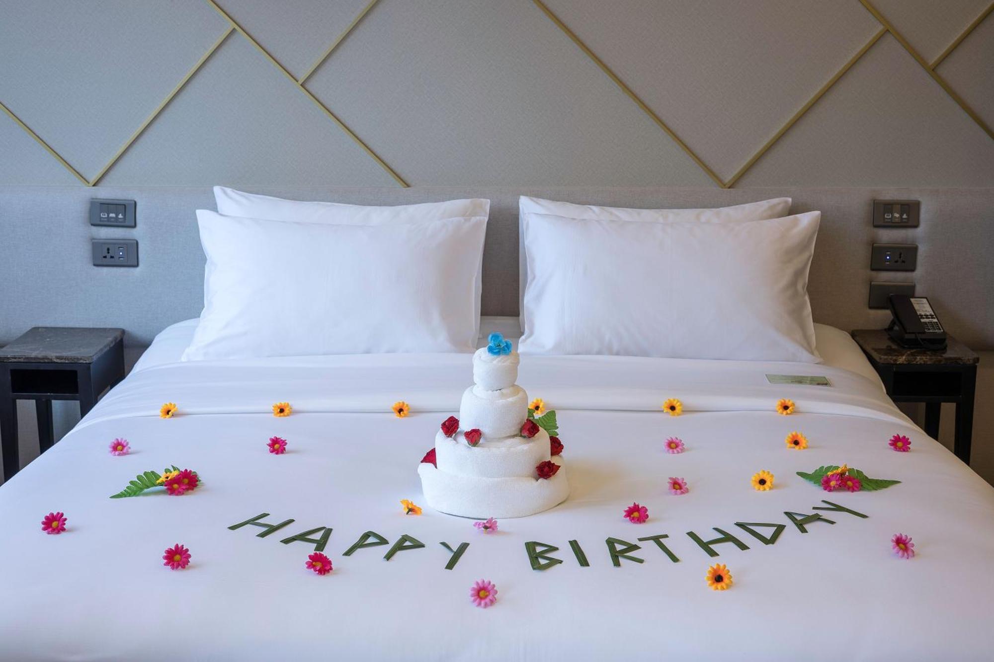 The Proud Phuket Trademark Collection By Wyndham Karon