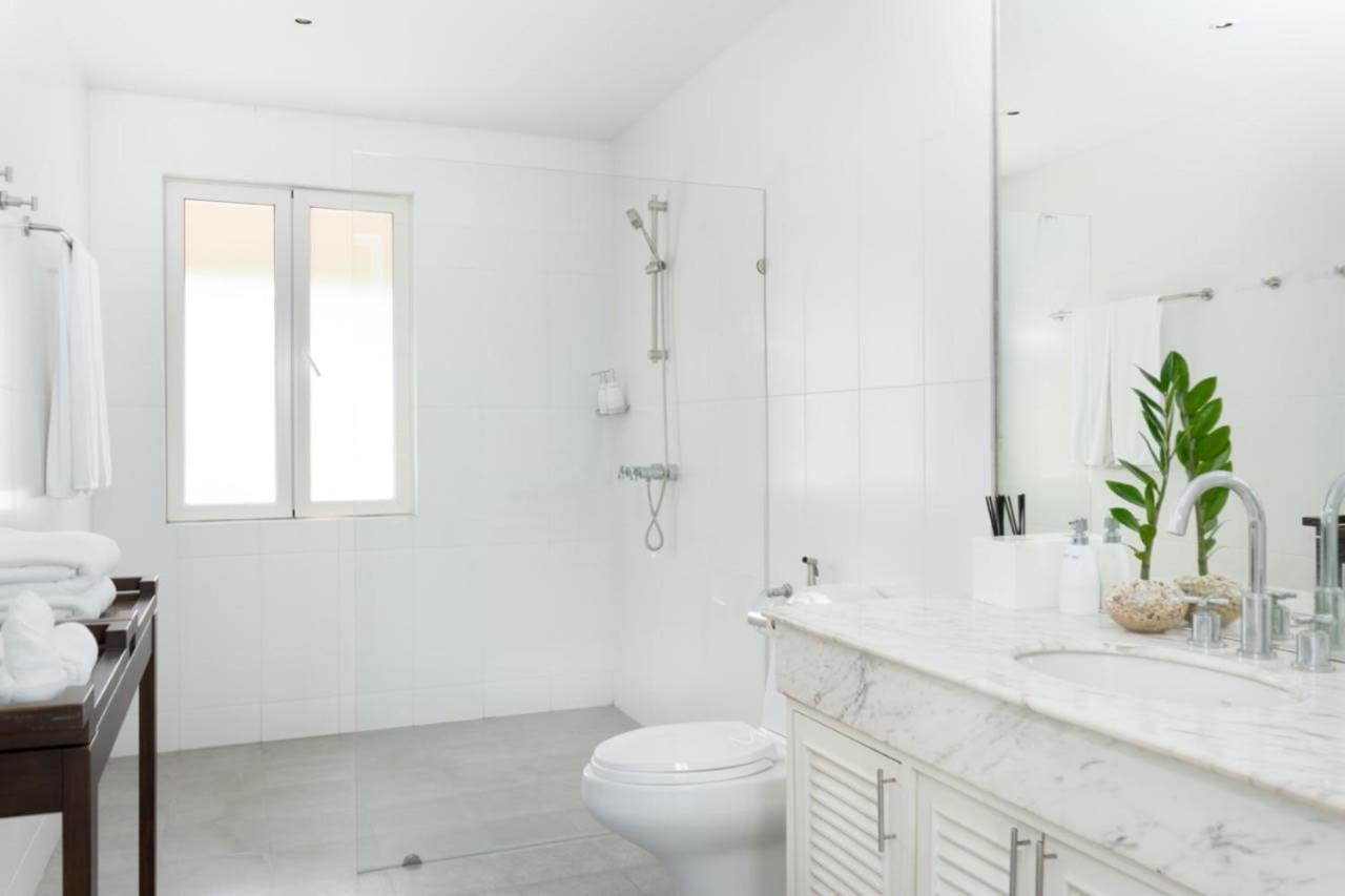 Epic Mountain View 3 Bedroom Pool 2 Mins To The