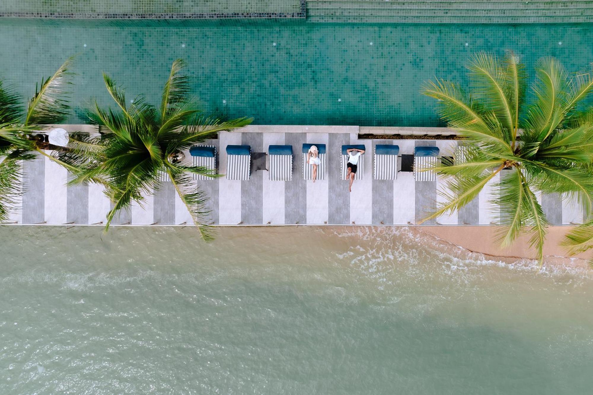 Hotel Tide Phuket Beachfront Hotel Phuket