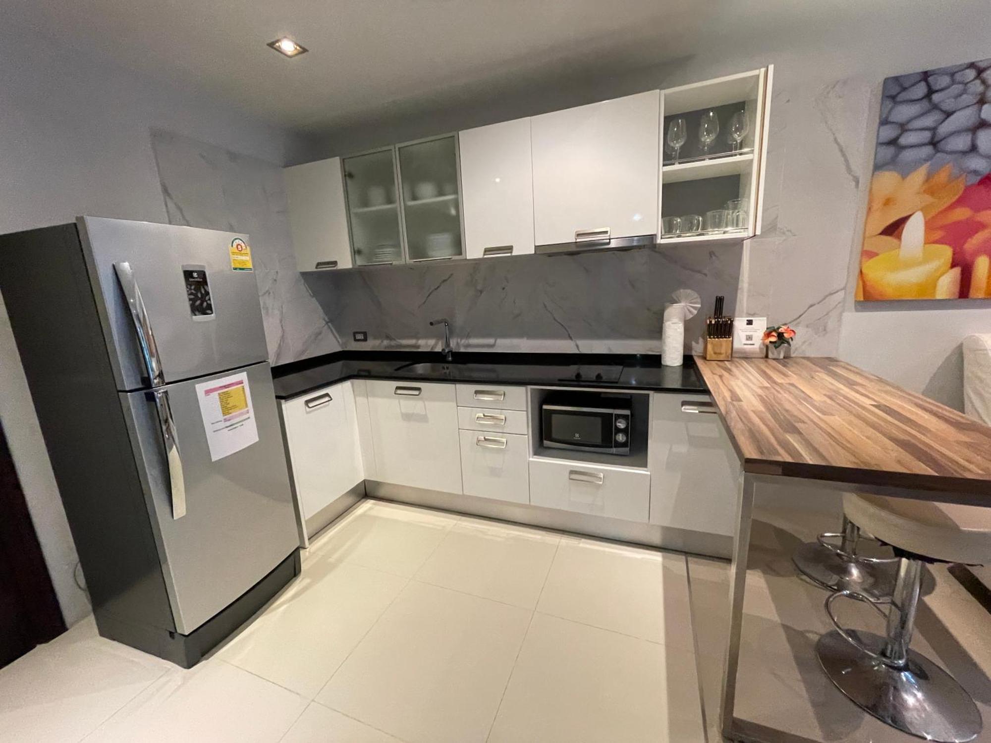 Award Winning Emerald Terrace 1 Bed 4Th Floor Pool View By Psr Apartment