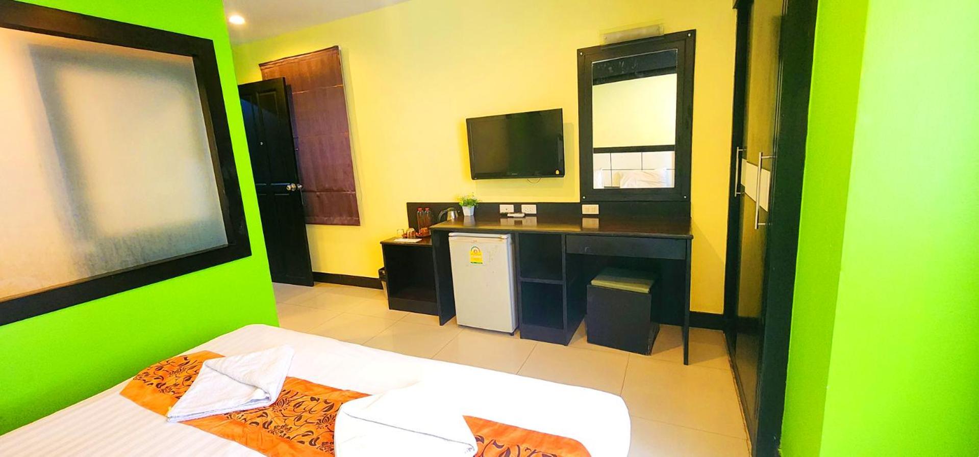 Phuket 420 Hotel