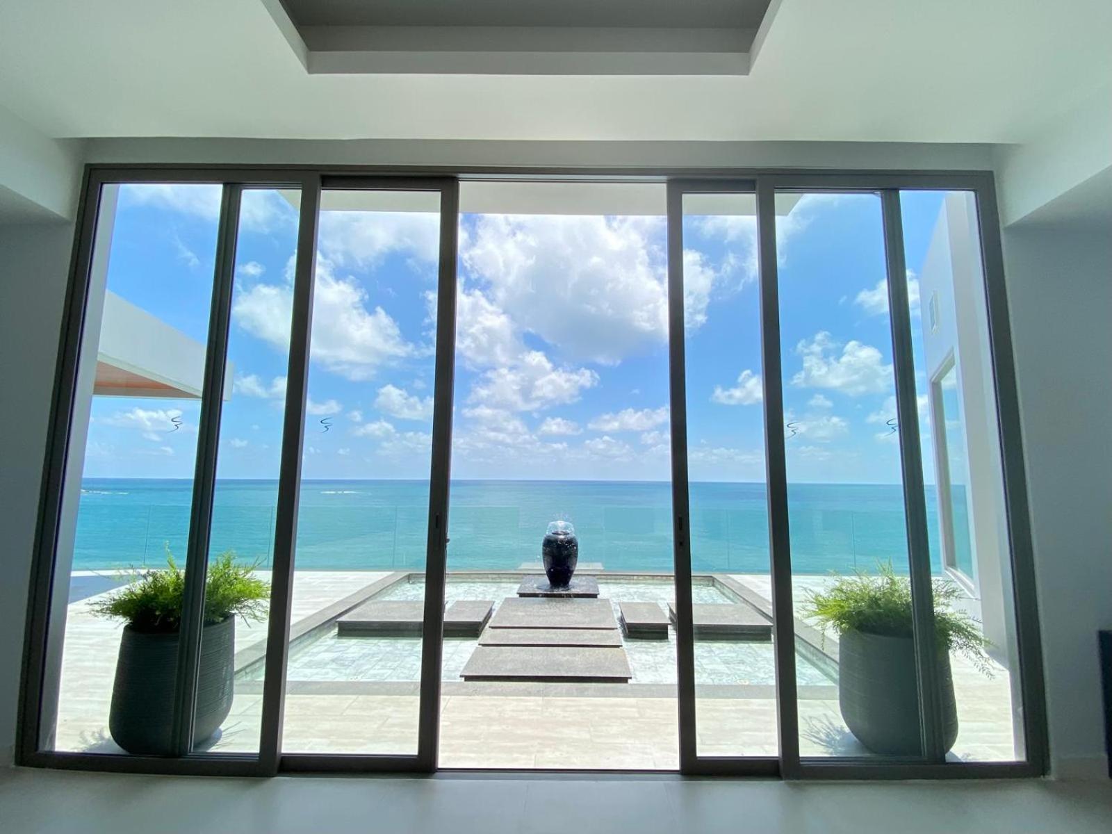 Villa Cape Sienna 4 - A Waterfront Grand Oasis *