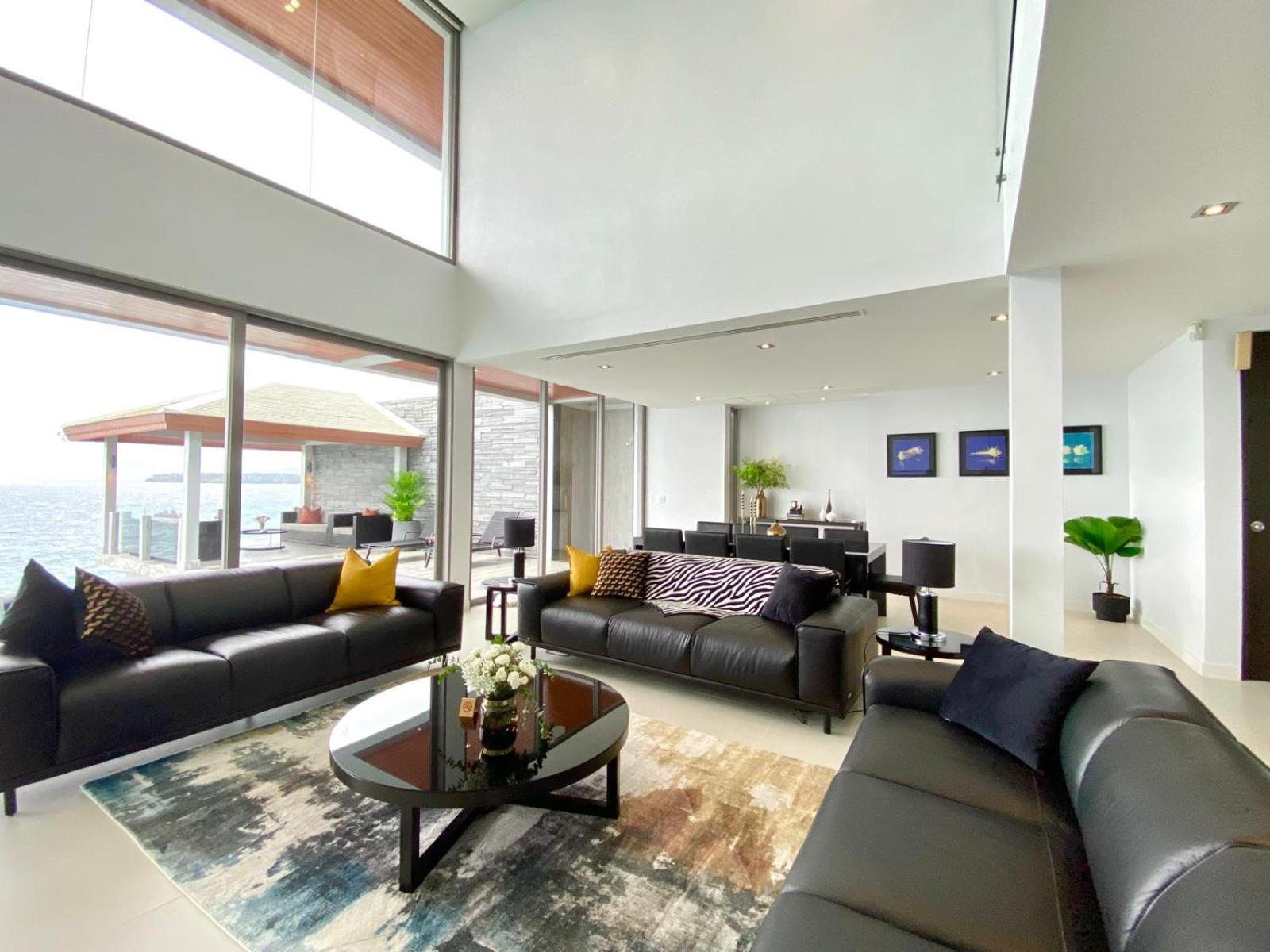 Cape Sienna 4 - A Waterfront Grand Oasis Villa