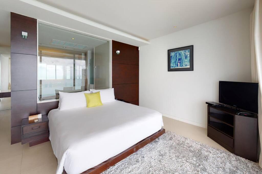 Cape Sienna 4 - A Waterfront Grand Oasis * Kamala Beach