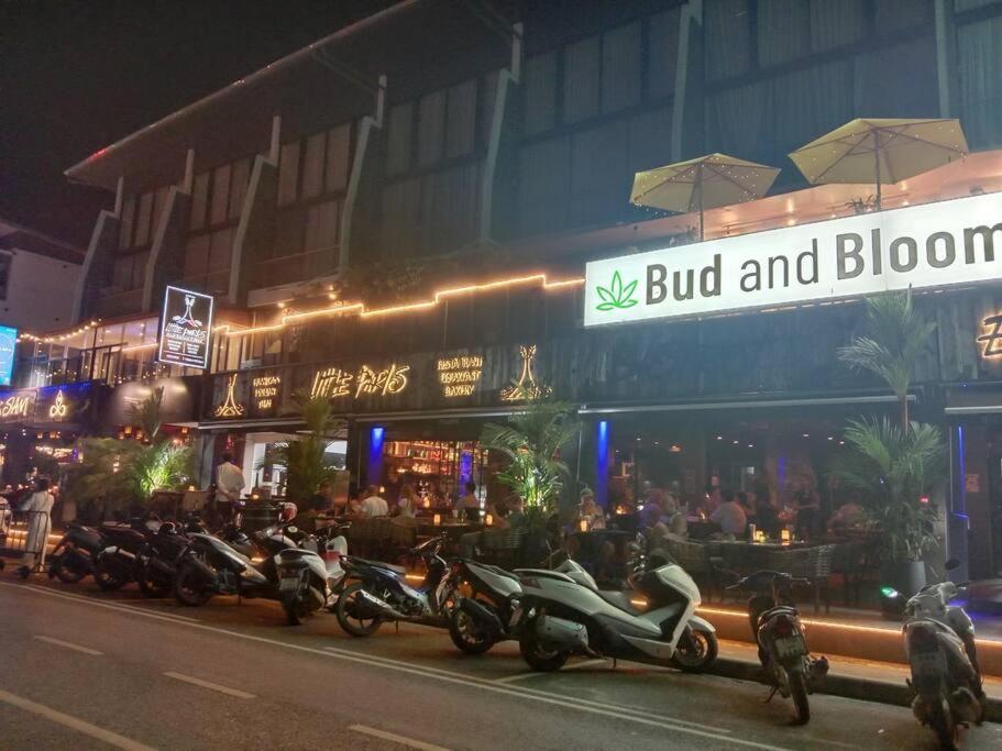 Bangtao 2 Bedroom Corner Pool Access Phuket