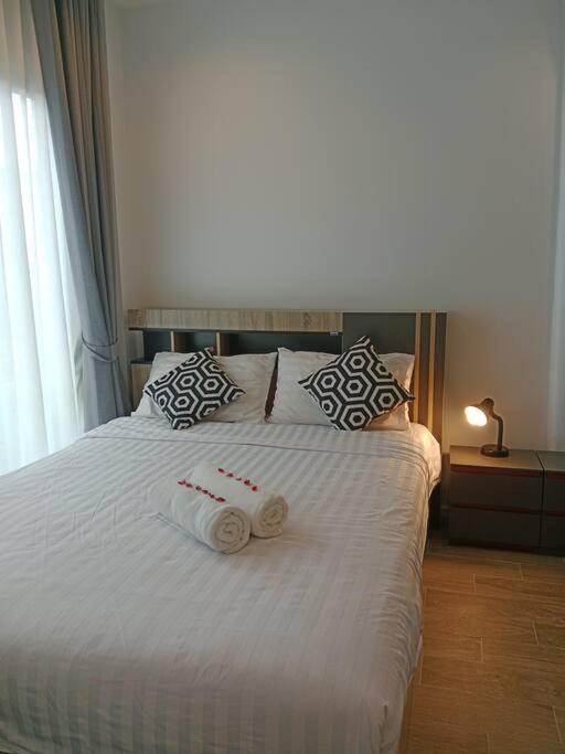 Bangtao 2 Bedroom Corner Pool Access Phuket Villa *