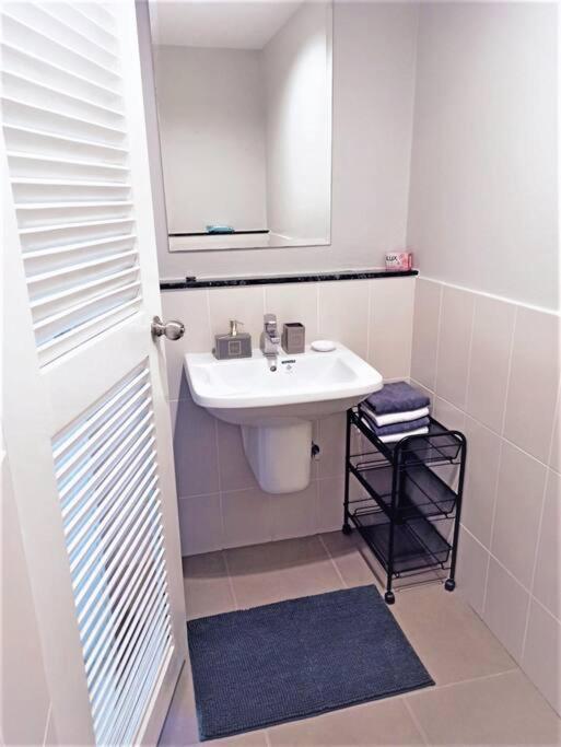 Bangtao 2 Bedroom Corner Pool Access Phuket Ban Pak Lak