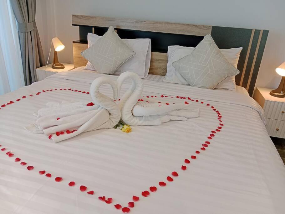 Bangtao 2 Bedroom Corner Pool Access Phuket Villa Ban Pak Lak