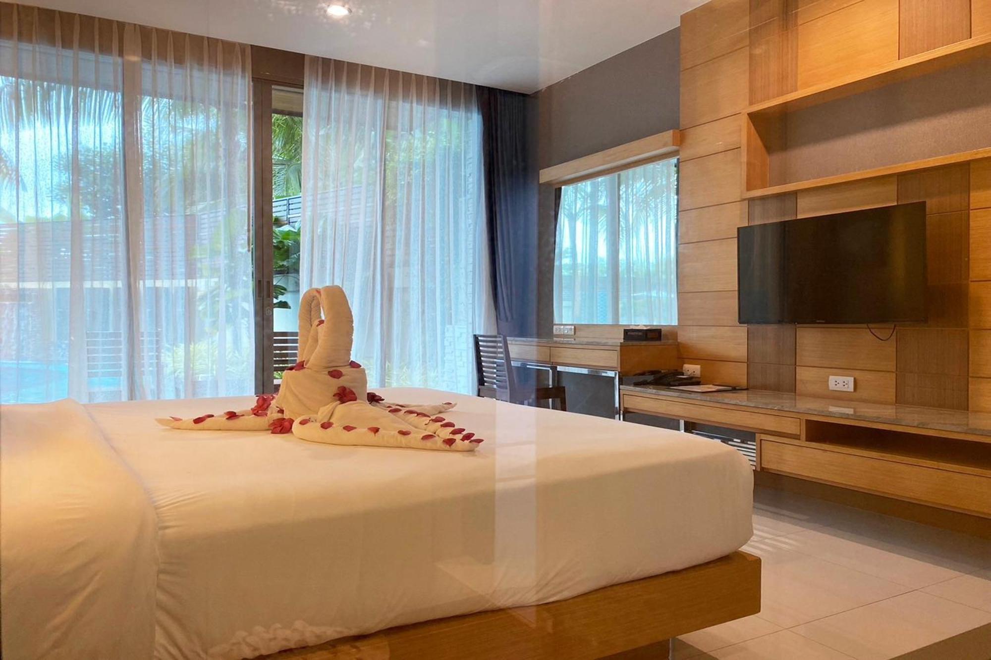Aqua Sha Hotel 4*