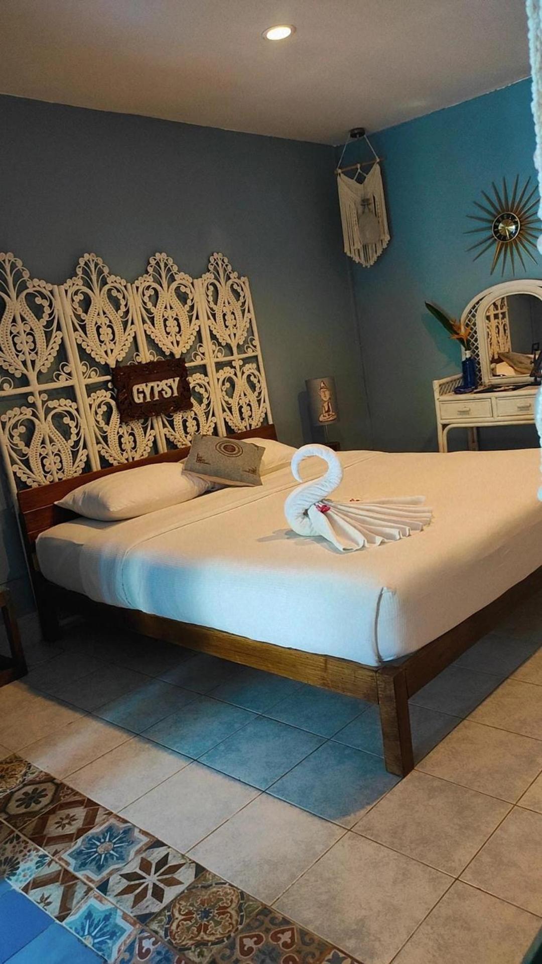 Baan Sikhao Yanui Guest house Rawai