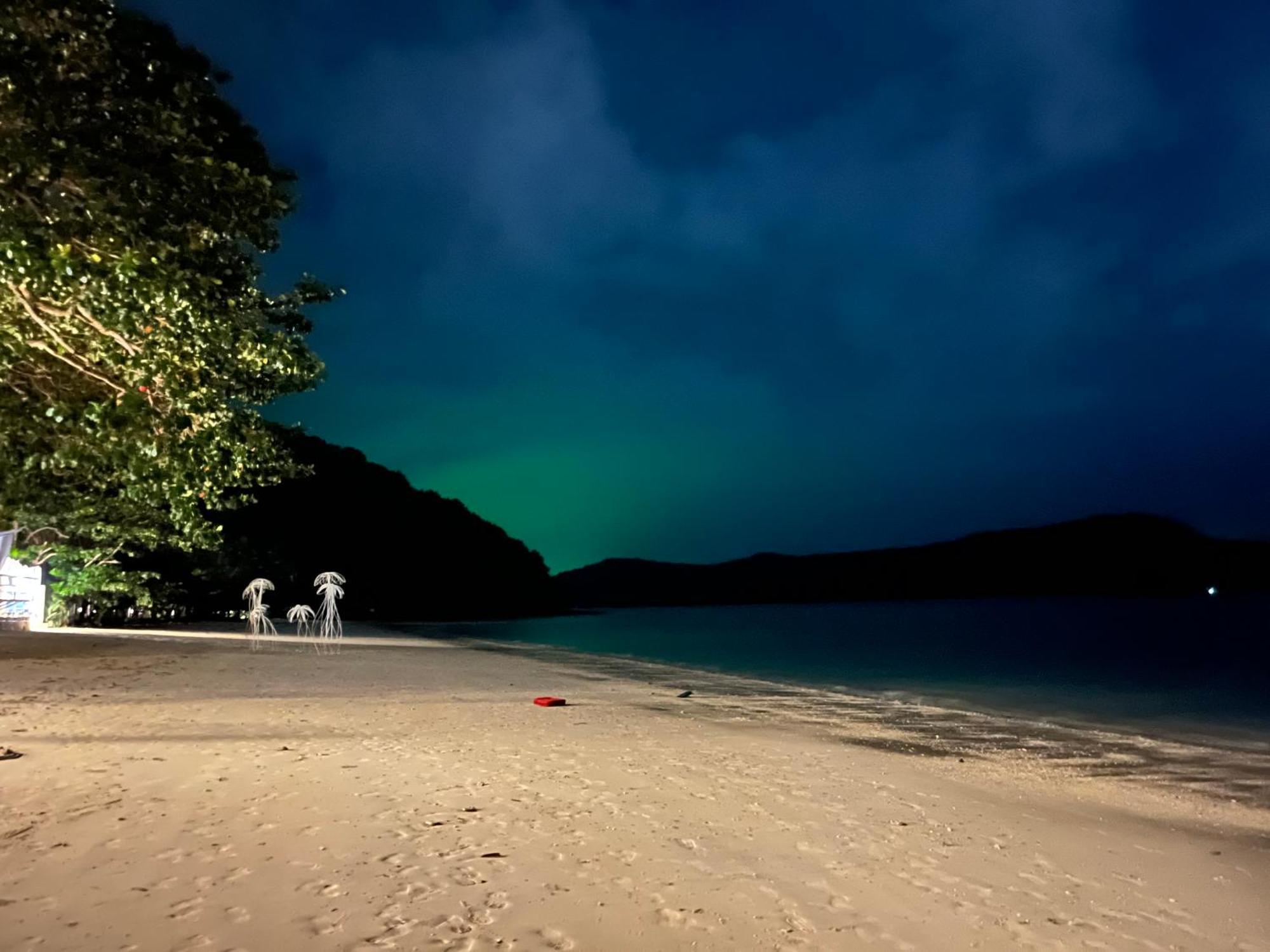 Sea Dreamer Beachfront Apartment Phuket