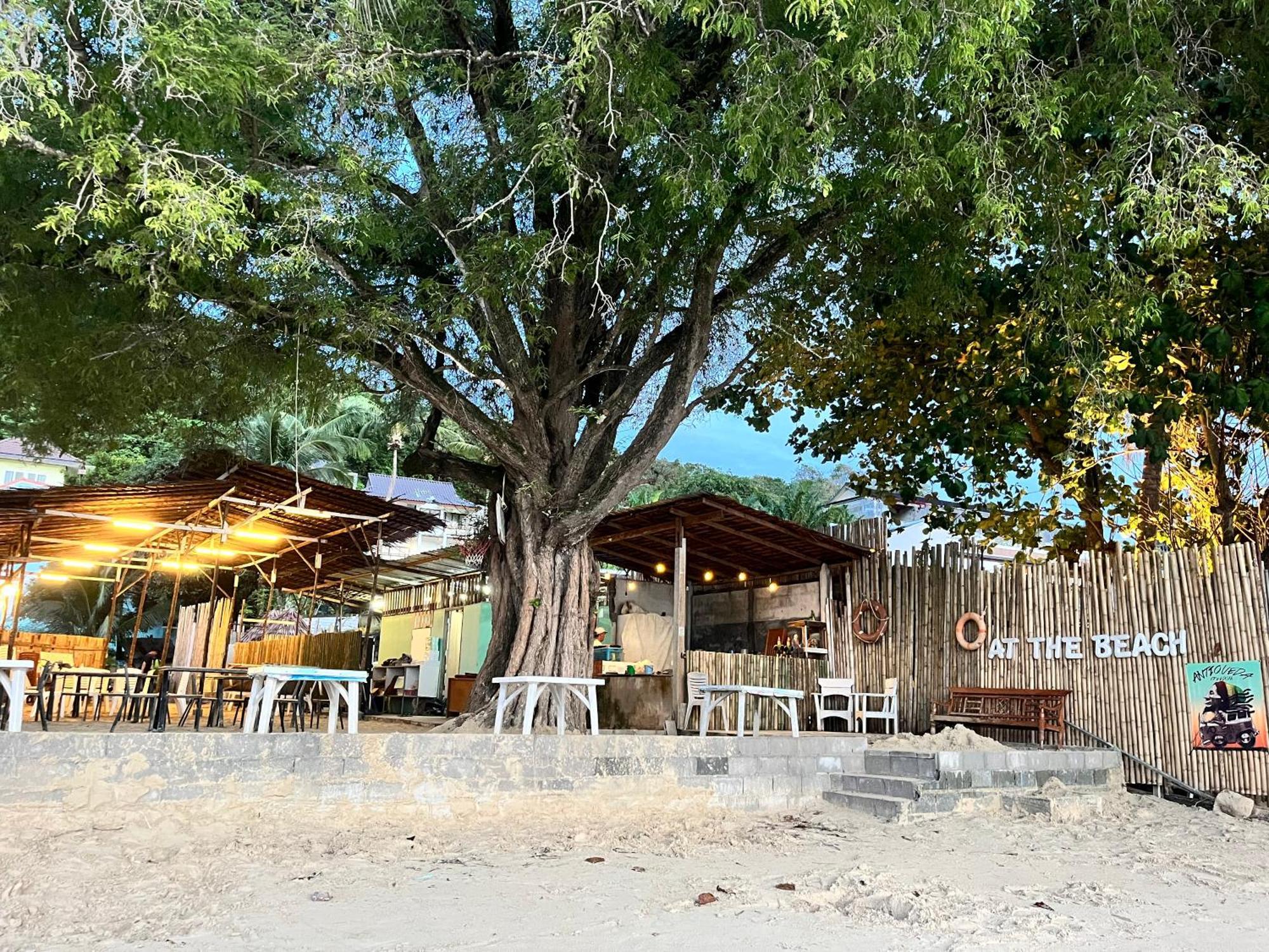 Apartment Sea Dreamer Beachfront Phuket