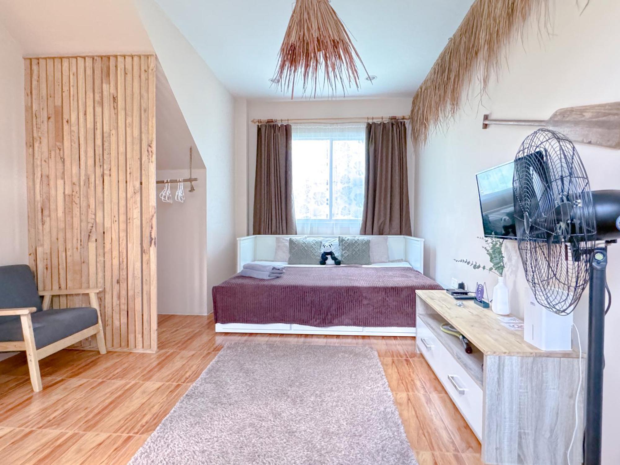 Sea Dreamer Beachfront Apartment Phuket