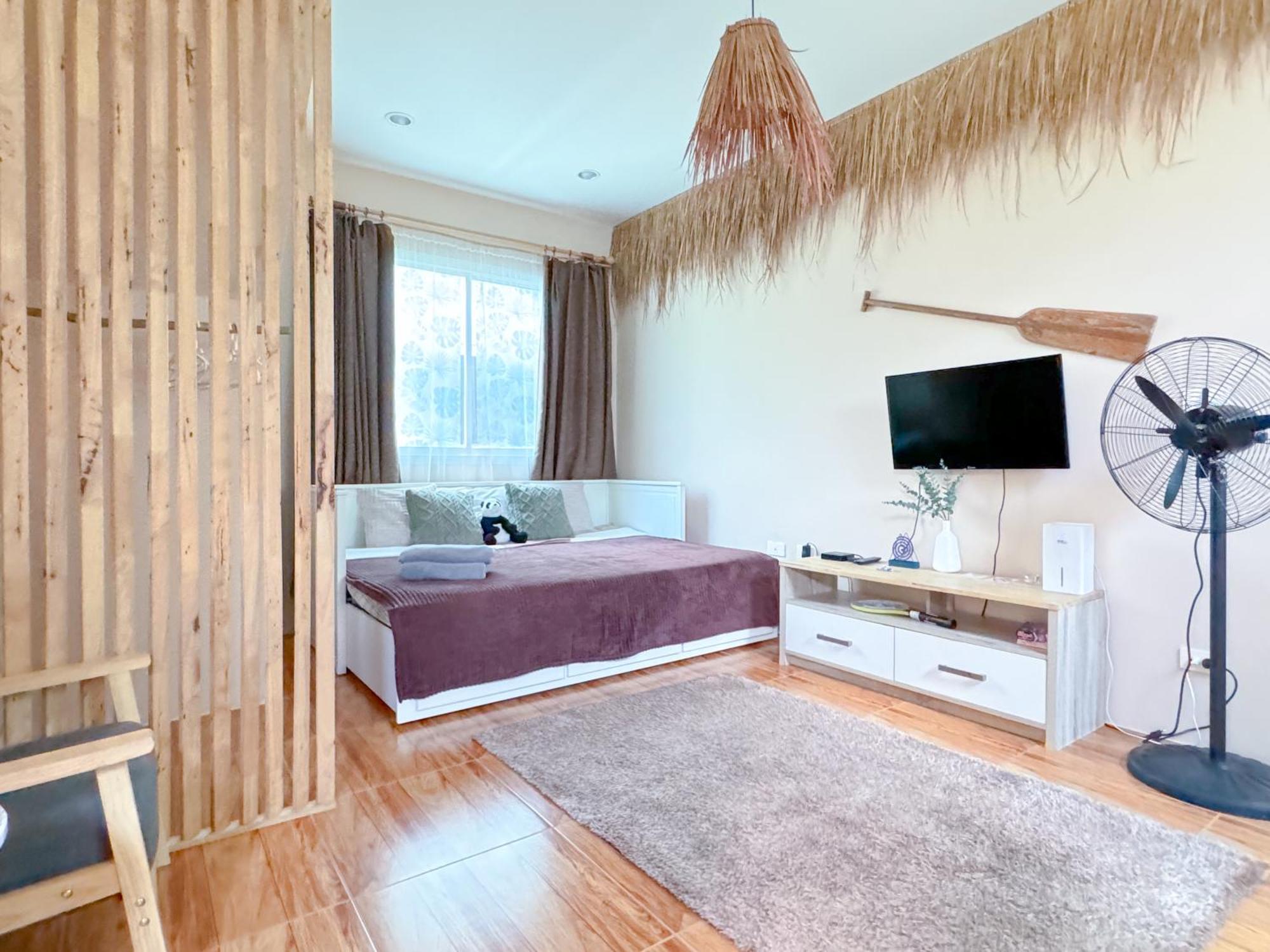 Sea Dreamer Beachfront *