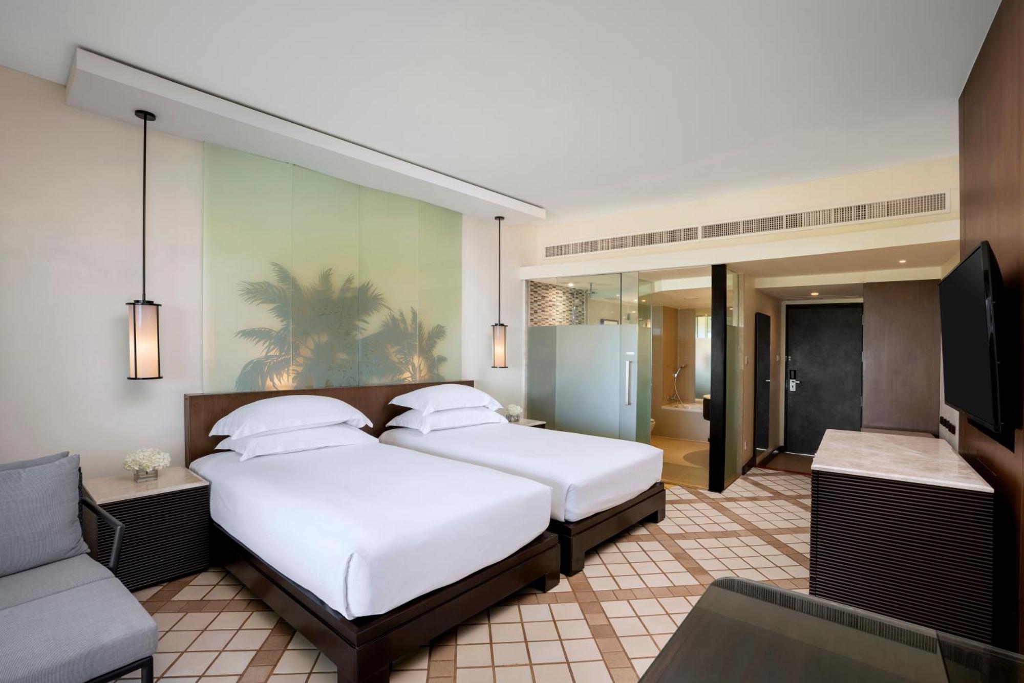 Pullman Phuket 5*