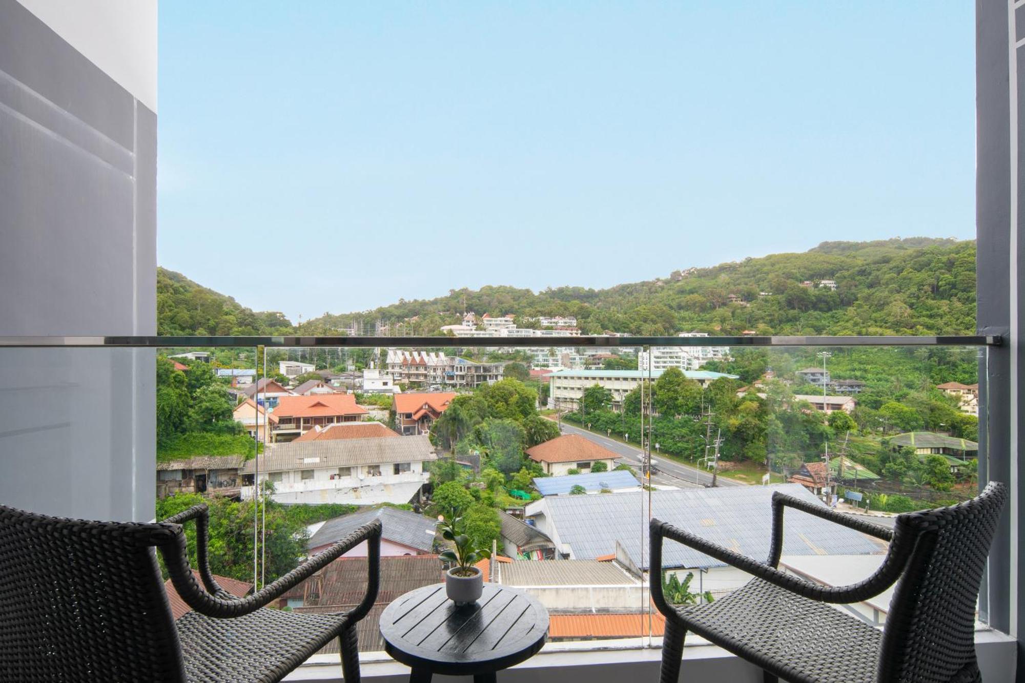 Hotel The Yama Phuket