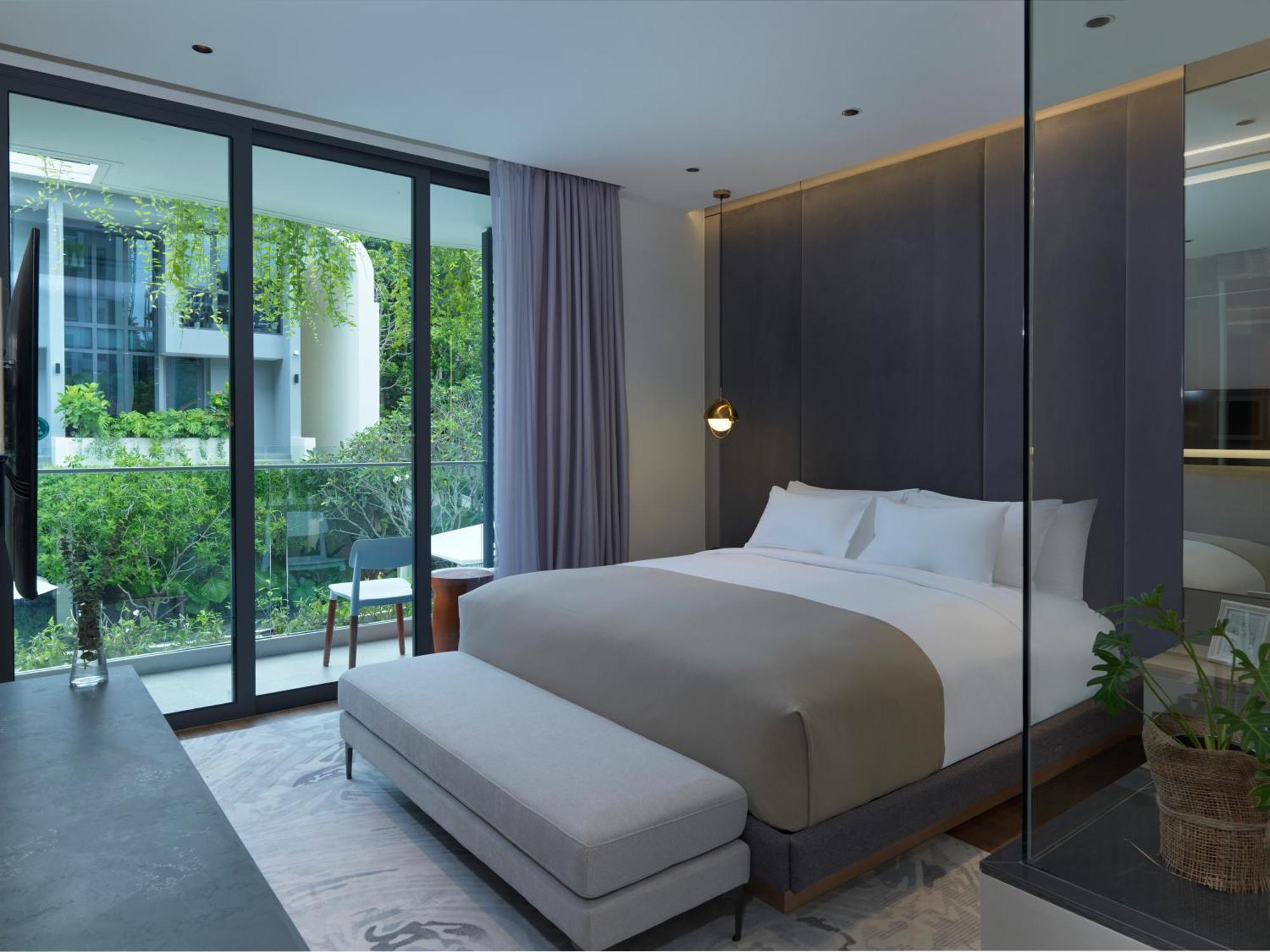 Hotel La And