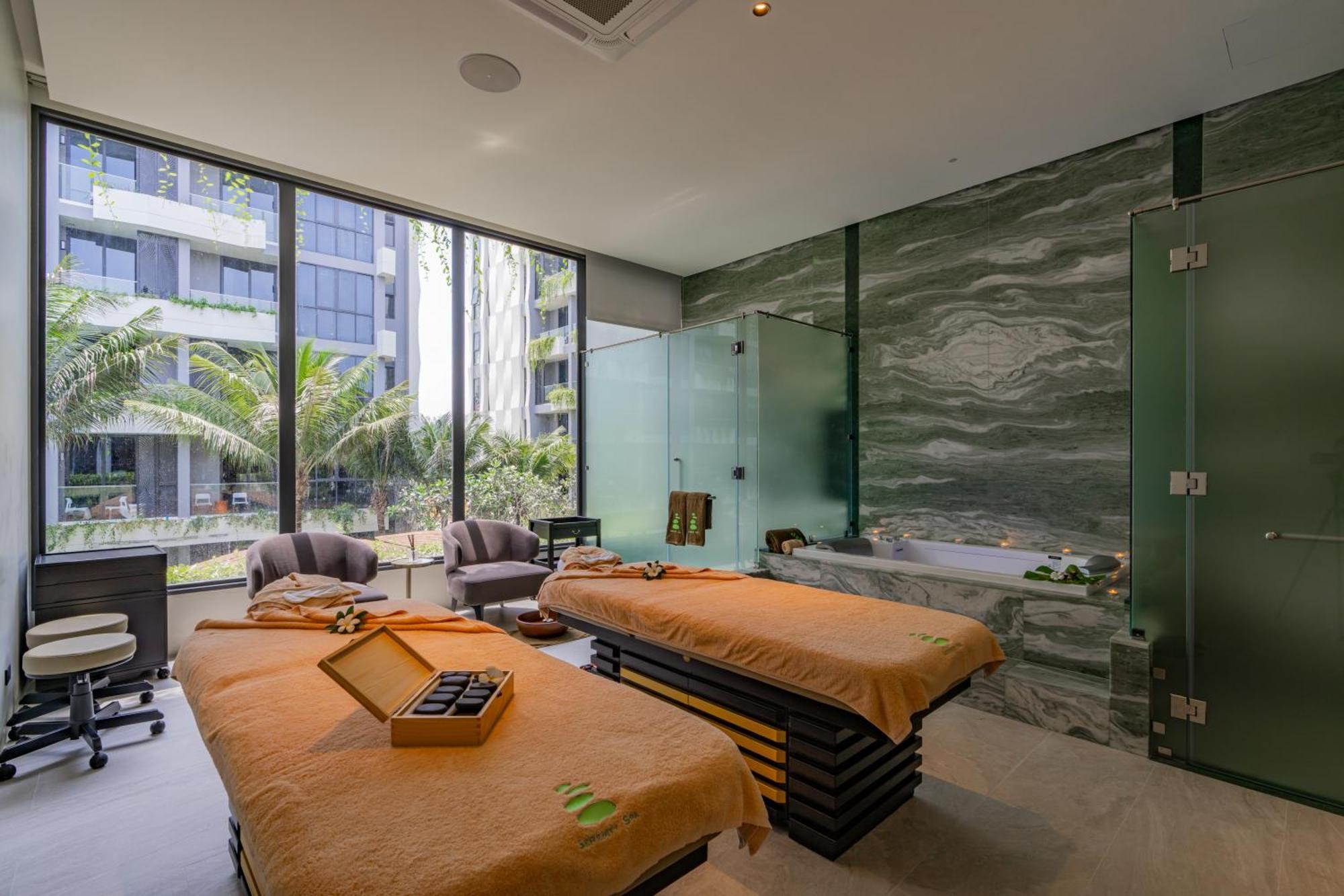 Hotel La And 5*