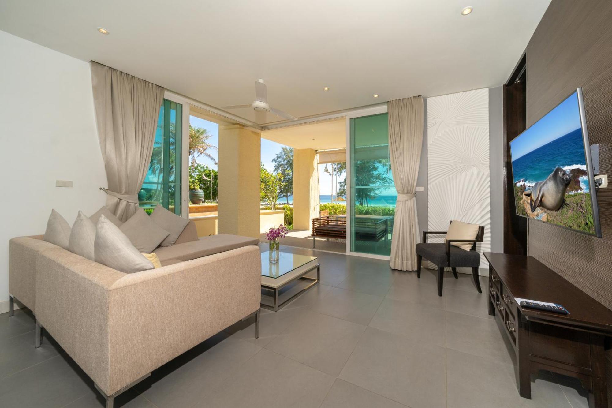 Apartment Beachfront 703